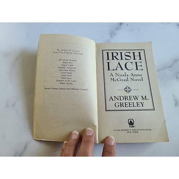 Irish Lace By Andrew M. Greeley Paperback - Picture 3 of 10
